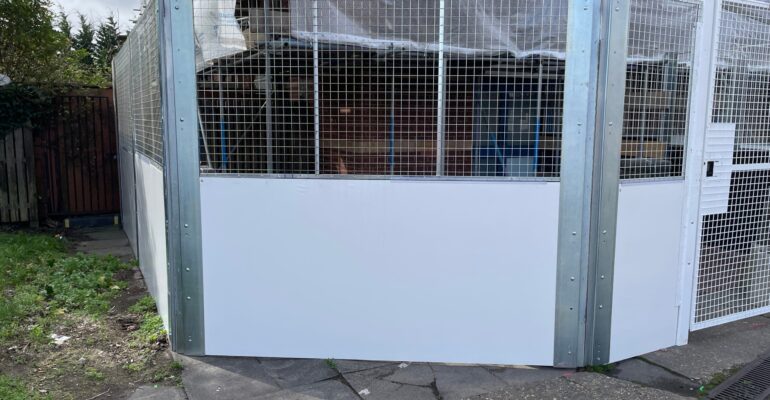 Half mesh hoarding from Hoard-it