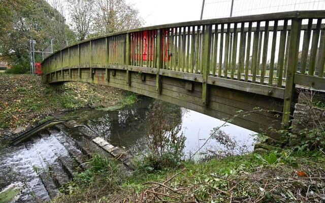 Werrington, Peterborough. Tubecon is fabricating and erecting two pedestrian bridges